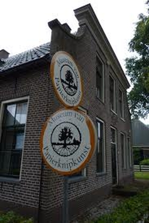 Museum Van Papierknipkunst